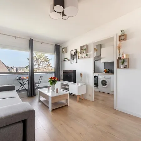 Parking Prive, Balcon - T2 Lumineux 10 Min Apartamento Cabourg